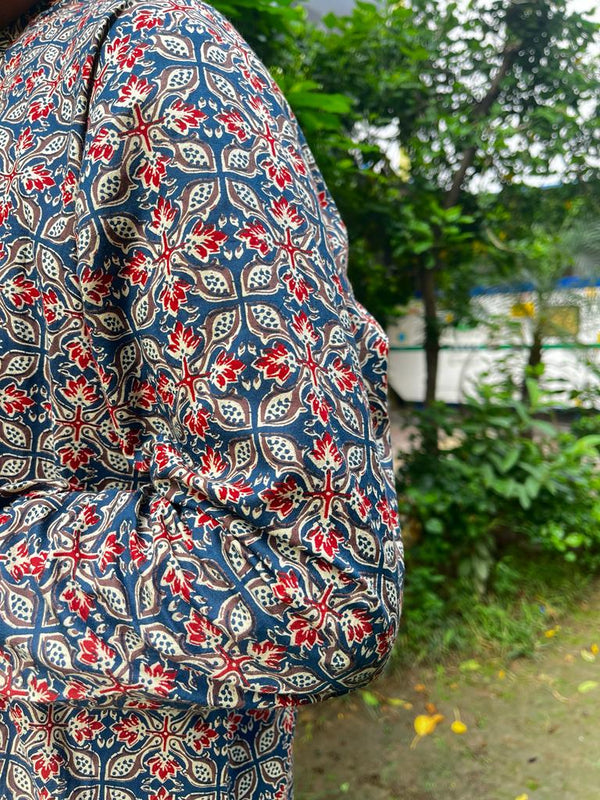 Blue motif Long kurta